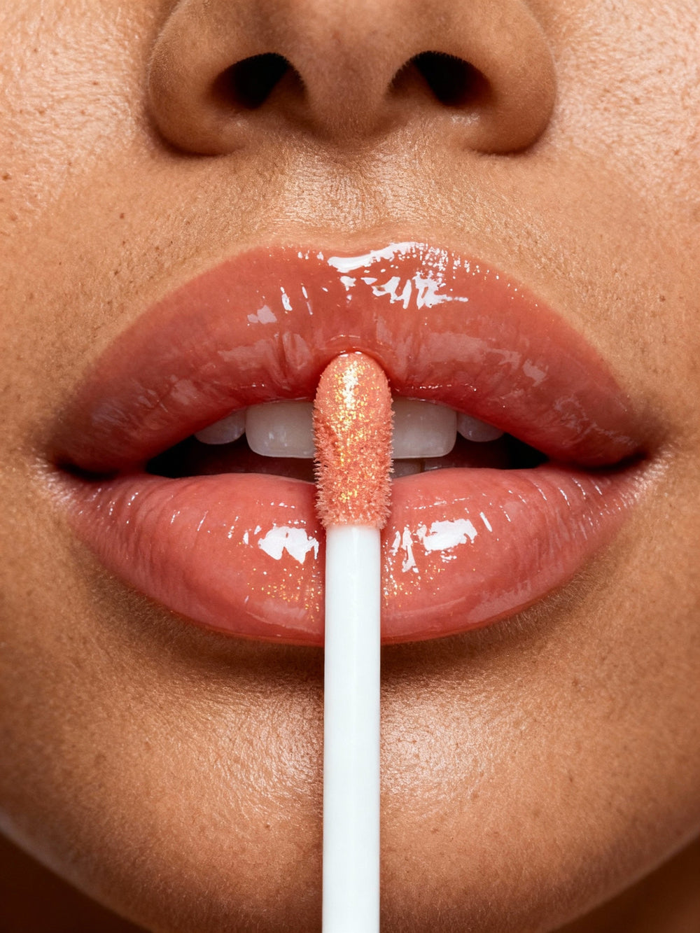 Lip Gloss Fuller Lips Illumination High Shine All Day Wear Glam Lovers