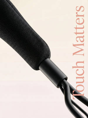 Padded Eyelash Curler With Silicone Pad For Lash Lovers