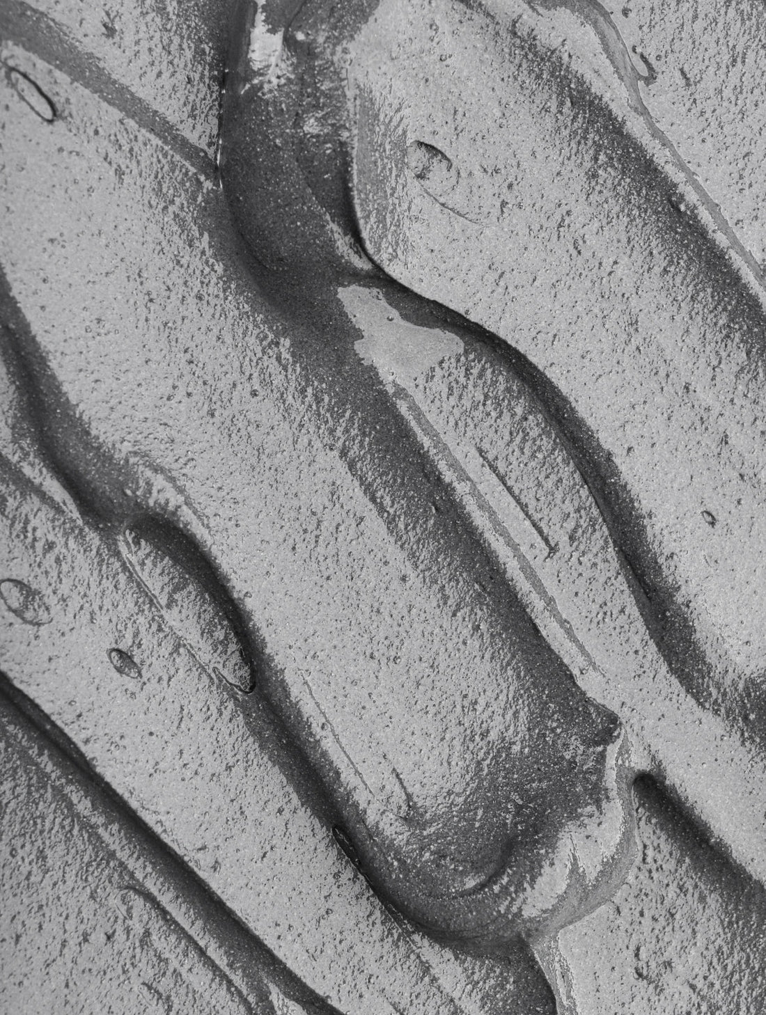 Grey clay drawn into thick furrows, KAOLIN PURIFYING CLAY MASK