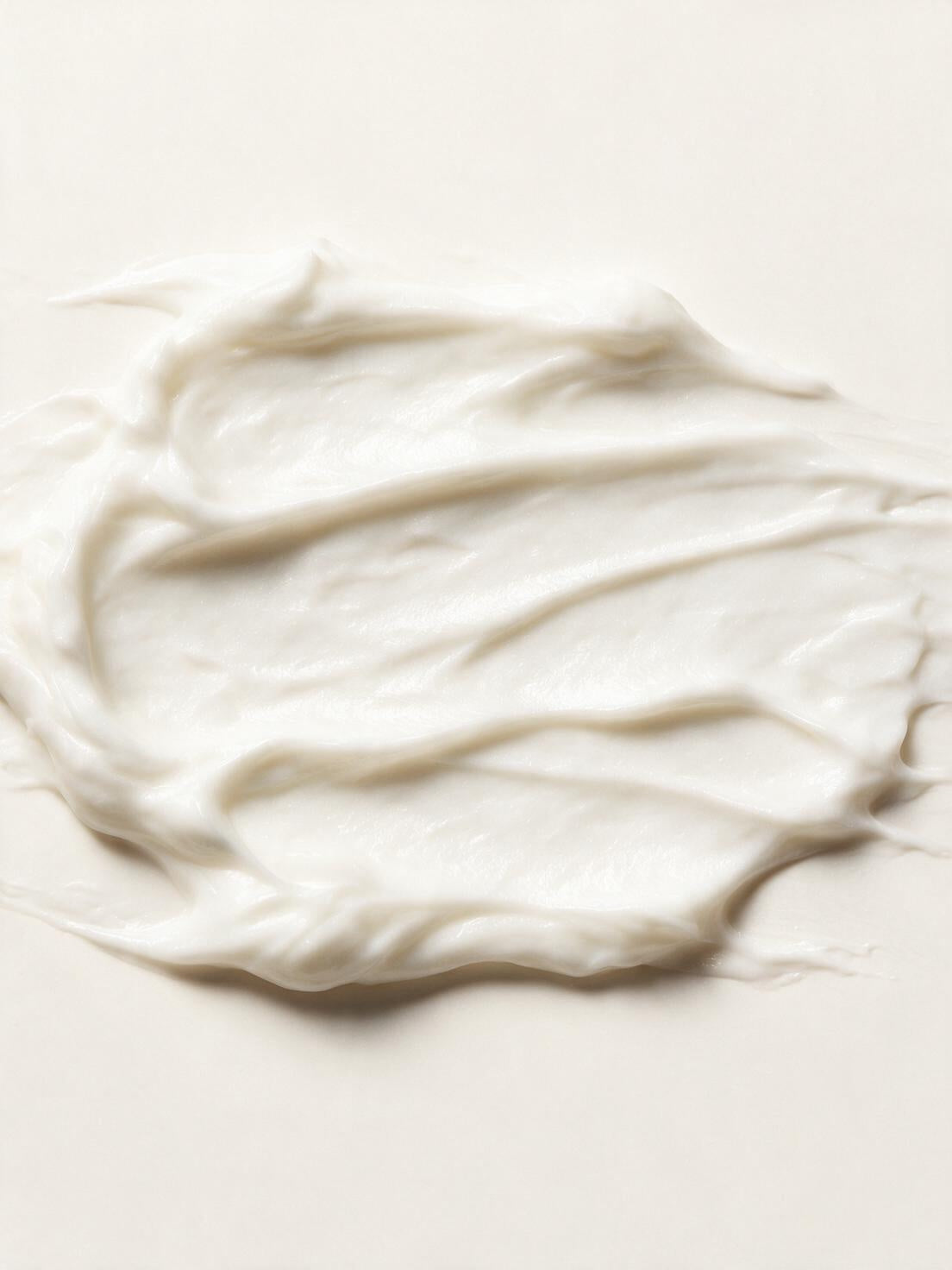 RICH NOURISHING COCOA BUTTER CREAM, the formula photographed at macro scale